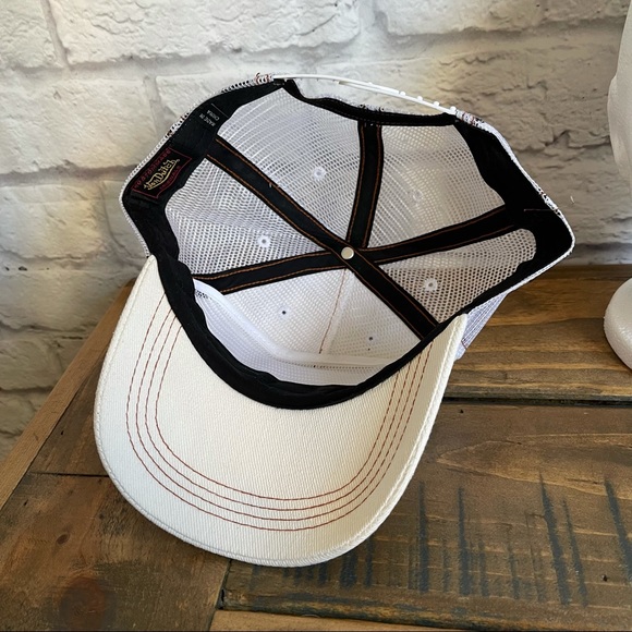 VON DUTCH Kustommade Originals NWOT White Trucker Snapback Hat Cap - Picture 9 of 10
